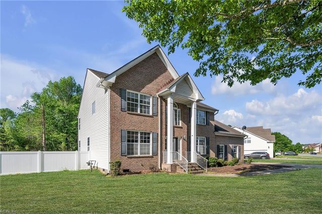 101 Woodhaven DR, Suffolk, VA 23435