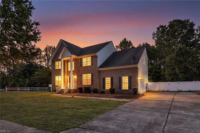 101 Woodhaven DR, Suffolk, VA 23435