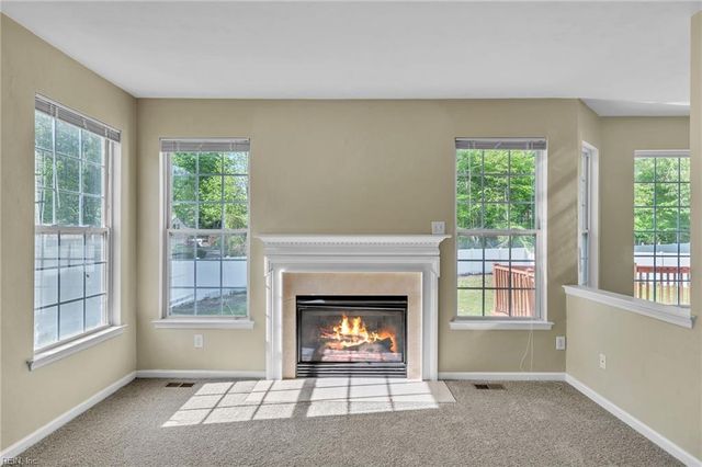 101 Woodhaven DR, Suffolk, VA 23435