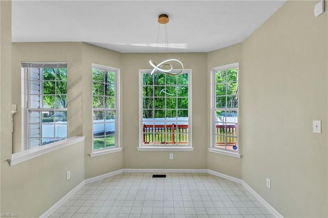 101 Woodhaven DR, Suffolk, VA 23435