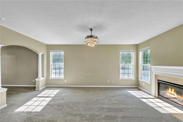 101 Woodhaven DR, Suffolk, VA 23435