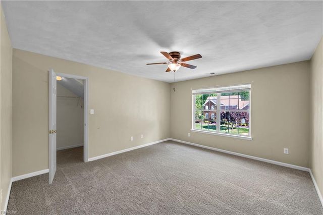 101 Woodhaven DR, Suffolk, VA 23435