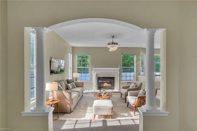 101 Woodhaven DR, Suffolk, VA 23435