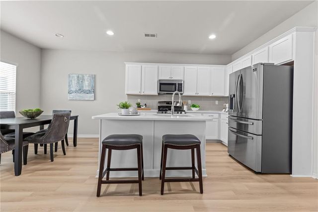 325 Winston Circle, Canton, GA 30114