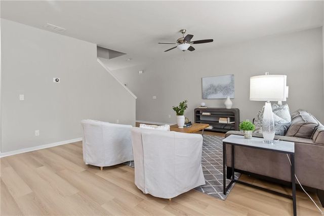 325 Winston Circle, Canton, GA 30114