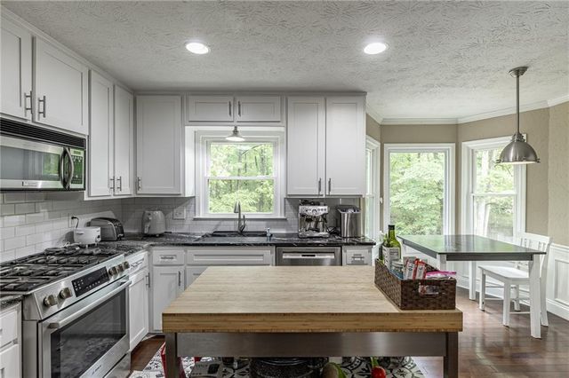 3236 Classic Drive, Snellville, GA 30078