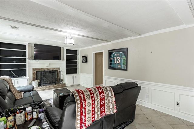 3236 Classic Drive, Snellville, GA 30078