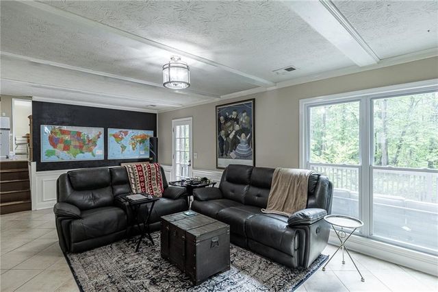 3236 Classic Drive, Snellville, GA 30078