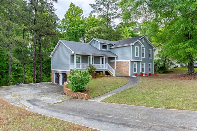 3236 Classic Drive, Snellville, GA 30078