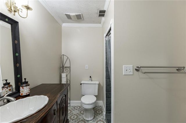 3236 Classic Drive, Snellville, GA 30078