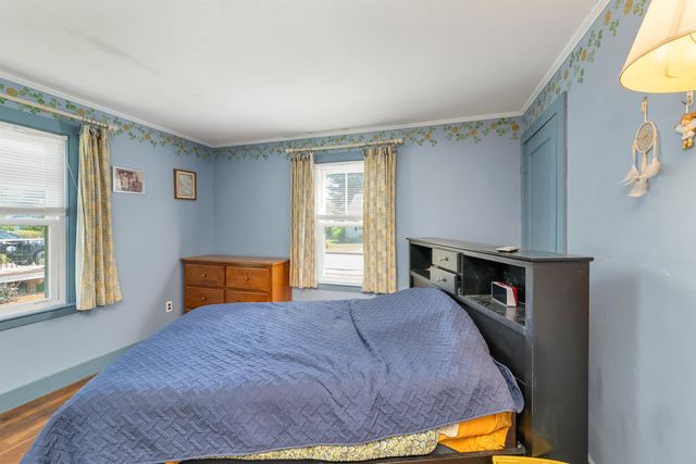 20 Maplecrest Street, Newmarket, NH 03857