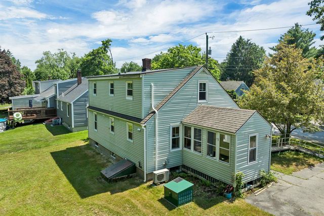 20 Maplecrest Street, Newmarket, NH 03857