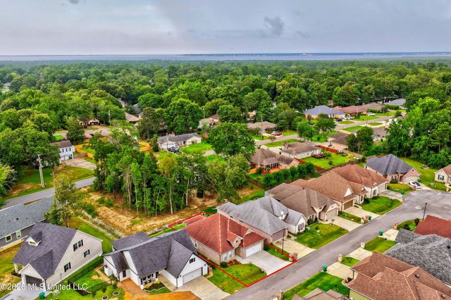 87007 Beaux Vue Court, Diamondhead, MS 39525
