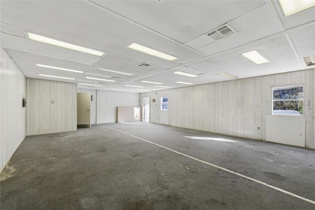 11921 SE 169TH AVENUE ROAD, Ocklawaha, FL 32179