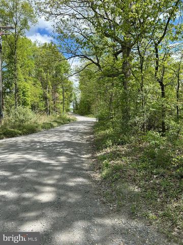 830 WESTERN LN, Front Royal, VA 22630