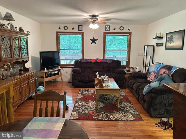 830 WESTERN LN, Front Royal, VA 22630
