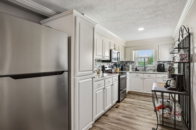 1466 Bible Crossing Rd, Winchester, TN 37398