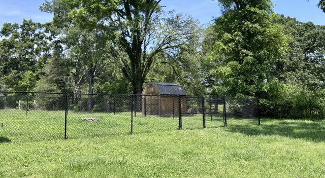 1466 Bible Crossing Rd, Winchester, TN 37398