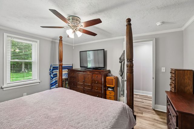 1466 Bible Crossing Rd, Winchester, TN 37398