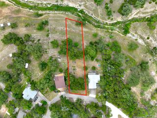 659 Spanish Oak Esplanade, Canyon Lake, TX 78133