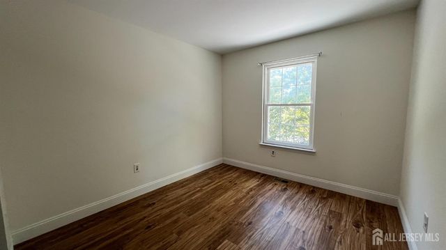 288 Constitution Circle, North Brunswick, NJ 08902