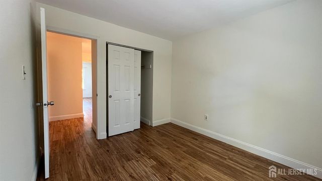 288 Constitution Circle, North Brunswick, NJ 08902