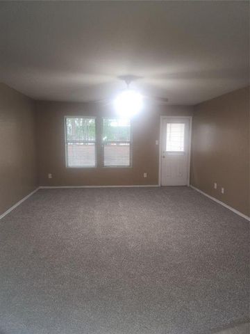 818 Lightningbug Lane, Conroe, TX 77301