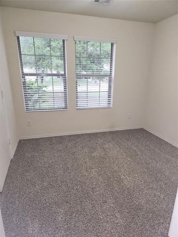 818 Lightningbug Lane, Conroe, TX 77301