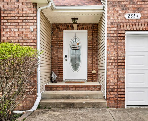 2581 Alex Overlook Way, Clarksville, TN 37043