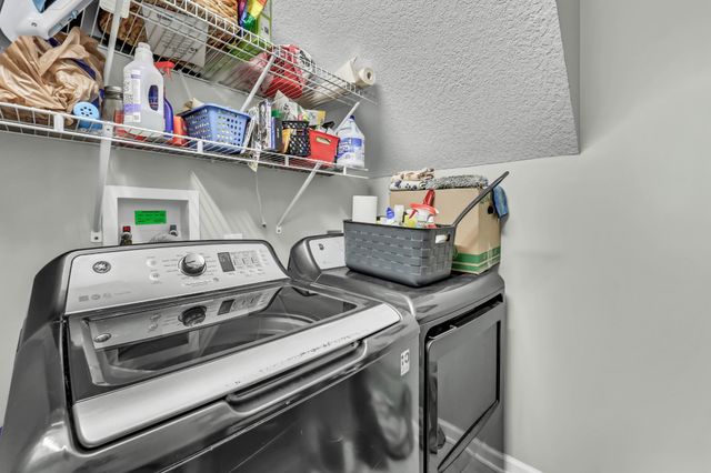 2581 Alex Overlook Way, Clarksville, TN 37043