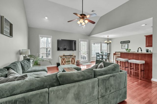 2581 Alex Overlook Way, Clarksville, TN 37043