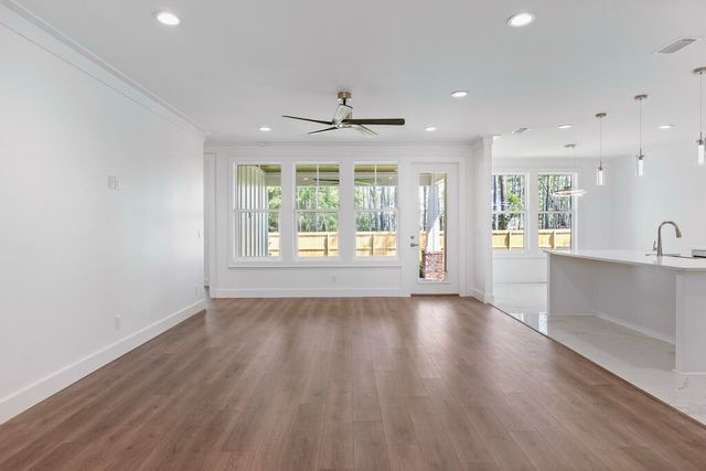 100 W Grizzly Street, Freeport, FL 32439