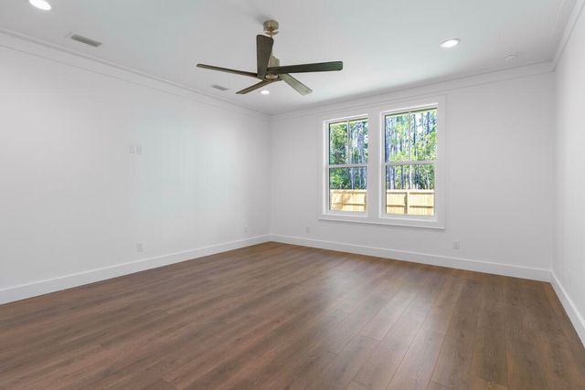 100 W Grizzly Street, Freeport, FL 32439