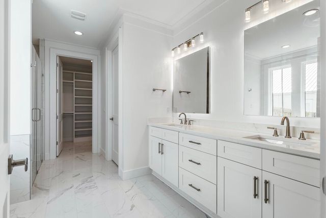 100 W Grizzly Street, Freeport, FL 32439