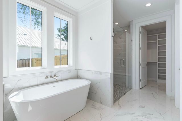 100 W Grizzly Street, Freeport, FL 32439