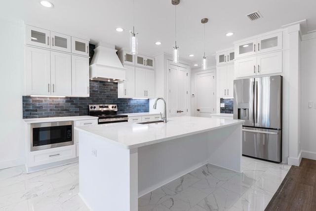 100 W Grizzly Street, Freeport, FL 32439