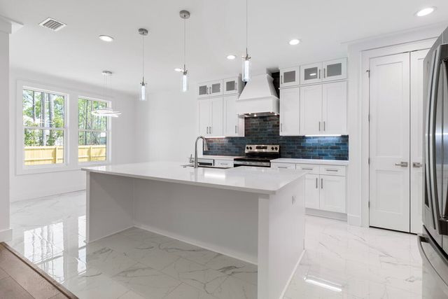 100 W Grizzly Street, Freeport, FL 32439