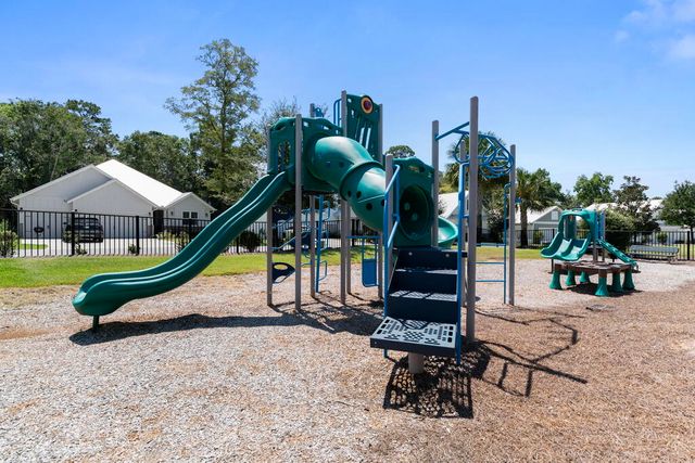 100 W Grizzly Street, Freeport, FL 32439