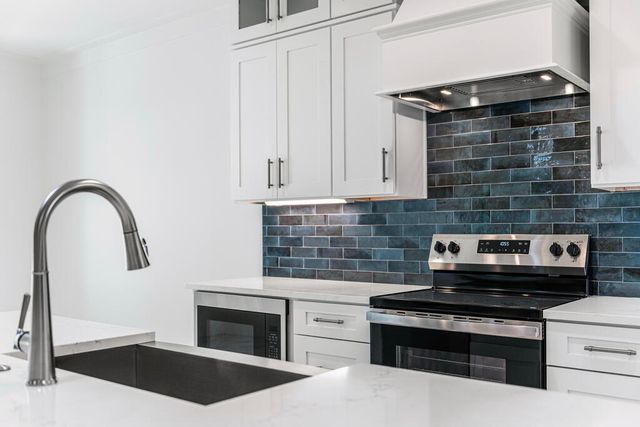 100 W Grizzly Street, Freeport, FL 32439