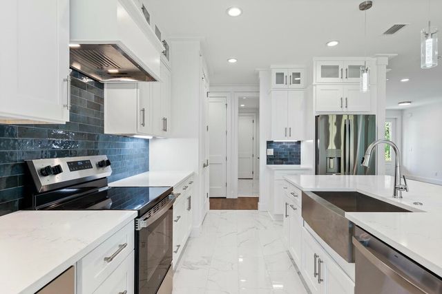 100 W Grizzly Street, Freeport, FL 32439