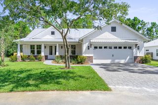 100 W Grizzly Street, Freeport, FL 32439