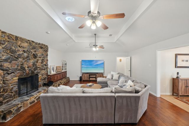 1405 Carriage Lane, Garland, TX 75043
