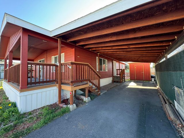 4200 Summers Lane UNIT 73, Klamath Falls, OR 97603