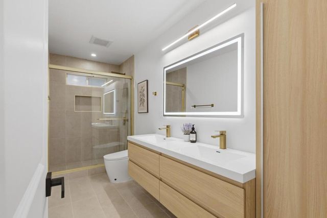 236 S Claremont Avenue, San Jose, CA 95127