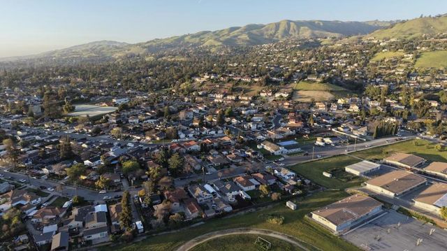 236 S Claremont Avenue, San Jose, CA 95127