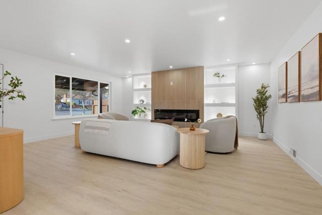 236 S Claremont Avenue, San Jose, CA 95127