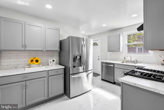 705 UNIVERSITY BLVD W, Silver Spring, MD 20901