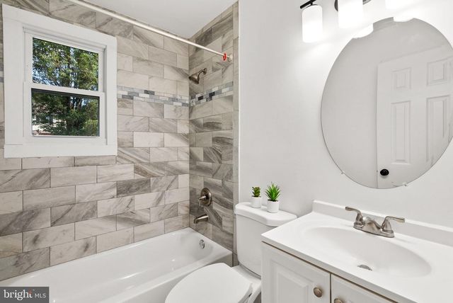 705 UNIVERSITY BLVD W, Silver Spring, MD 20901