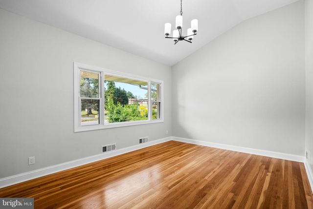 705 UNIVERSITY BLVD W, Silver Spring, MD 20901