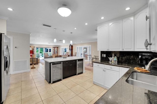 1019 E Cypress Drive, Pompano Beach, FL 33069